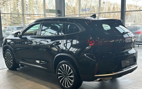 CheryExeed TXL, 2024 год, 3 880 000 рублей, 4 фотография