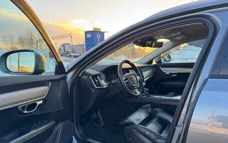 Volvo V90 Cross Country I рестайлинг, 2018 год, 3 090 000 рублей, 7 фотография