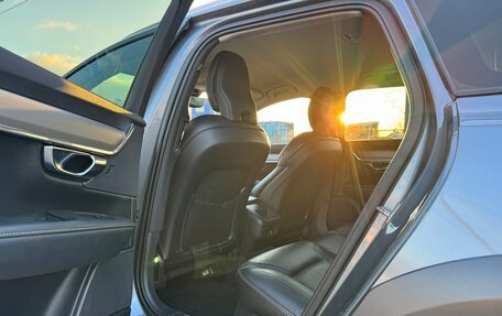 Volvo V90 Cross Country I рестайлинг, 2018 год, 3 090 000 рублей, 13 фотография