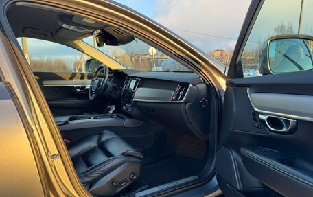 Volvo V90 Cross Country I рестайлинг, 2018 год, 3 090 000 рублей, 15 фотография