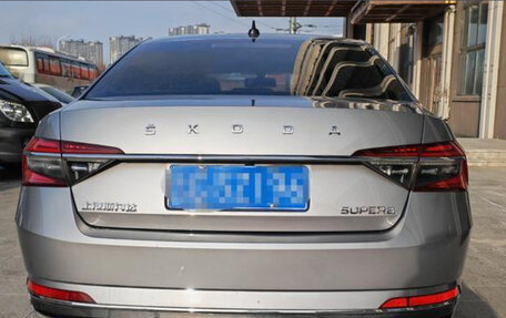 Skoda Superb III рестайлинг, 2022 год, 2 230 000 рублей, 4 фотография