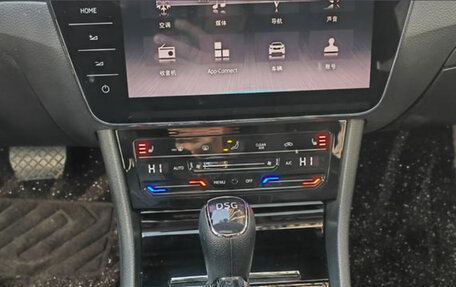 Skoda Superb III рестайлинг, 2022 год, 2 230 000 рублей, 19 фотография