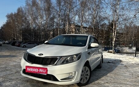 KIA Rio III рестайлинг, 2013 год, 990 000 рублей, 2 фотография