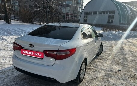 KIA Rio III рестайлинг, 2013 год, 990 000 рублей, 7 фотография