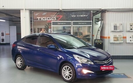 Hyundai Solaris II рестайлинг, 2016 год, 1 000 000 рублей, 3 фотография