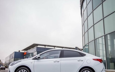 Hyundai Solaris II рестайлинг, 2021 год, 1 648 000 рублей, 6 фотография