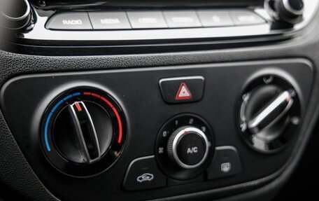 Hyundai Solaris II рестайлинг, 2021 год, 1 648 000 рублей, 32 фотография