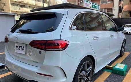 Mercedes-Benz B-Класс, 2021 год, 1 250 000 рублей, 4 фотография