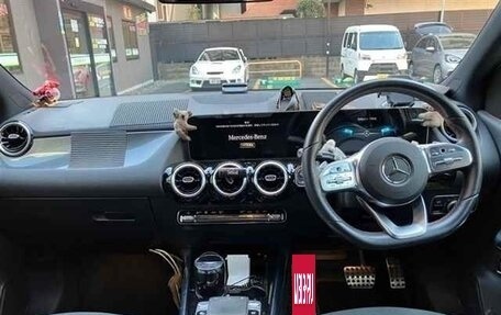 Mercedes-Benz B-Класс, 2021 год, 1 250 000 рублей, 6 фотография