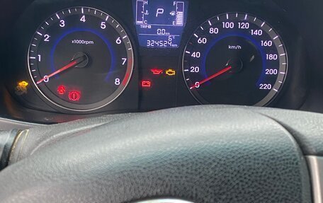 Hyundai Solaris II рестайлинг, 2015 год, 650 000 рублей, 11 фотография