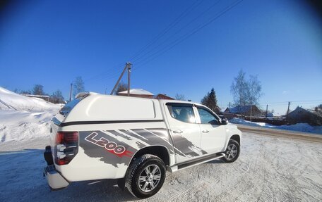 Mitsubishi L200 IV рестайлинг, 2022 год, 3 240 000 рублей, 5 фотография