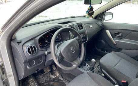 Renault Sandero II рестайлинг, 2015 год, 750 000 рублей, 9 фотография