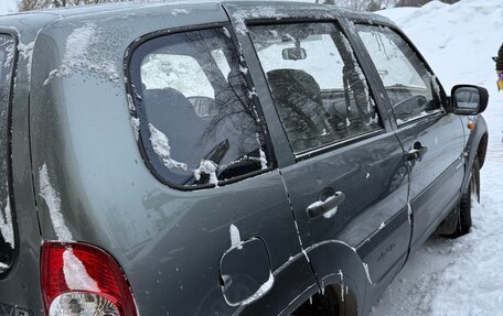 Chevrolet Niva I рестайлинг, 2011 год, 390 000 рублей, 5 фотография