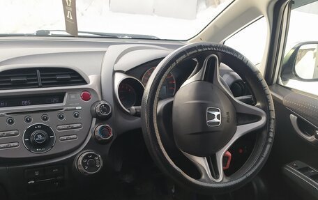 Honda Fit III, 2008 год, 650 000 рублей, 9 фотография