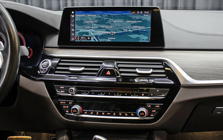 BMW 5 серия, 2018 год, 4 998 000 рублей, 15 фотография