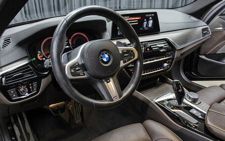 BMW 5 серия, 2018 год, 4 998 000 рублей, 16 фотография