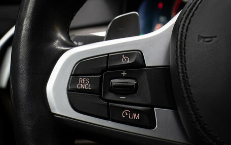 BMW 5 серия, 2018 год, 4 998 000 рублей, 21 фотография