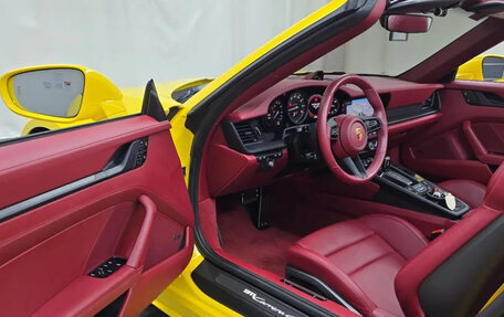 Porsche 911, 2023 год, 19 380 000 рублей, 10 фотография