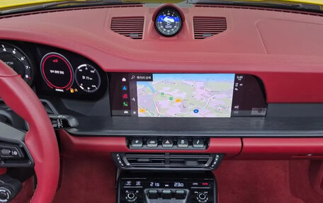 Porsche 911, 2023 год, 19 380 000 рублей, 14 фотография