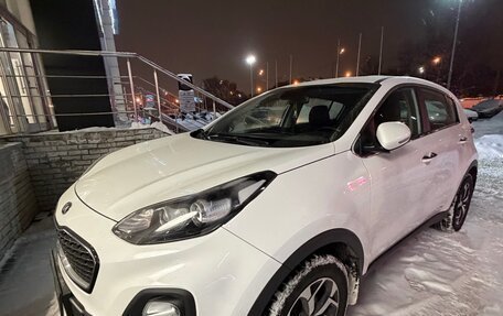 KIA Sportage IV рестайлинг, 2021 год, 2 000 000 рублей, 1 фотография