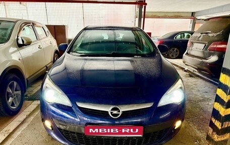 Opel Astra J, 2014 год, 900 000 рублей, 3 фотография