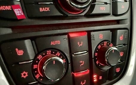 Opel Astra J, 2014 год, 900 000 рублей, 13 фотография