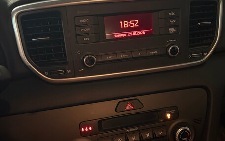 KIA Sportage IV рестайлинг, 2021 год, 2 000 000 рублей, 7 фотография