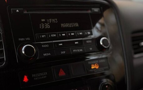 Mitsubishi Outlander III рестайлинг 3, 2012 год, 1 200 000 рублей, 11 фотография