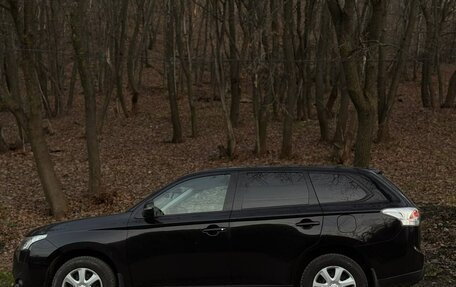 Mitsubishi Outlander III рестайлинг 3, 2012 год, 1 200 000 рублей, 31 фотография