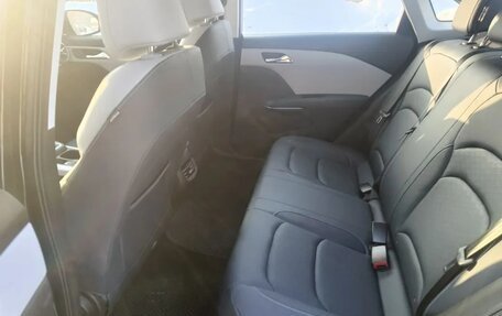 Chevrolet Monza, 2023 год, 1 950 000 рублей, 4 фотография