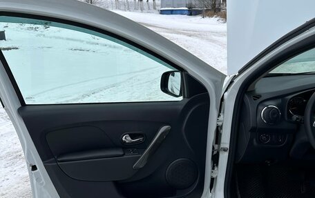 Renault Sandero II рестайлинг, 2021 год, 1 390 000 рублей, 8 фотография