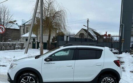 Renault Sandero II рестайлинг, 2021 год, 1 390 000 рублей, 20 фотография