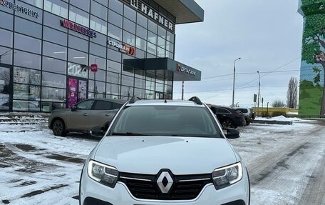 Renault Sandero II рестайлинг, 2021 год, 1 390 000 рублей, 18 фотография