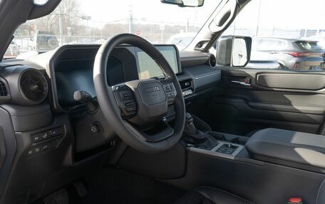 Toyota Land Cruiser Prado, 2025 год, 12 700 000 рублей, 17 фотография