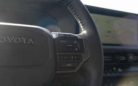 Toyota Land Cruiser Prado, 2025 год, 12 700 000 рублей, 32 фотография