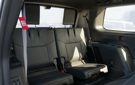 Toyota Land Cruiser Prado, 2025 год, 12 700 000 рублей, 13 фотография