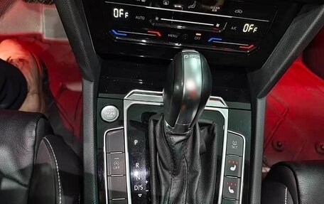 Volkswagen Passat B8 рестайлинг, 2022 год, 1 900 000 рублей, 6 фотография