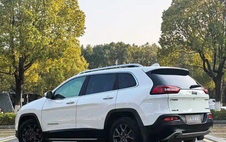 Jeep Cherokee, 2021 год, 1 795 000 рублей, 4 фотография