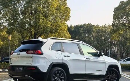 Jeep Cherokee, 2021 год, 1 795 000 рублей, 7 фотография