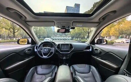 Jeep Cherokee, 2021 год, 1 795 000 рублей, 17 фотография