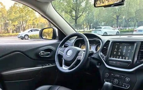 Jeep Cherokee, 2021 год, 1 795 000 рублей, 19 фотография