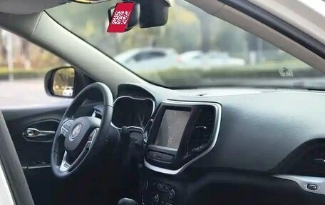 Jeep Cherokee, 2021 год, 1 795 000 рублей, 22 фотография