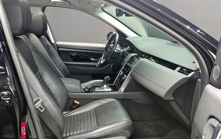 Land Rover Discovery Sport I рестайлинг, 2019 год, 2 350 000 рублей, 10 фотография