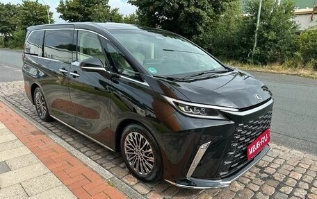 Lexus LM, 2025 год, 17 800 788 рублей, 1 фотография