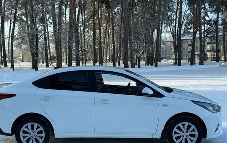 Hyundai Solaris II рестайлинг, 2020 год, 1 330 000 рублей, 4 фотография