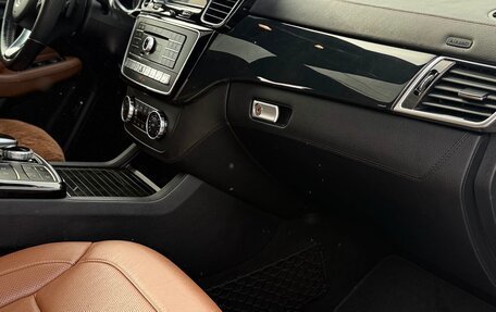 Mercedes-Benz GLE, 2015 год, 5 200 000 рублей, 17 фотография