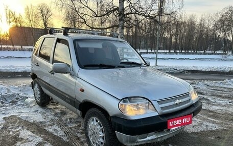 Chevrolet Niva I рестайлинг, 2005 год, 275 000 рублей, 4 фотография