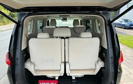 Lexus LM, 2025 год, 17 800 788 рублей, 6 фотография