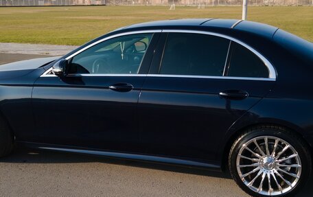 Mercedes-Benz E-Класс, 2017 год, 3 750 000 рублей, 22 фотография