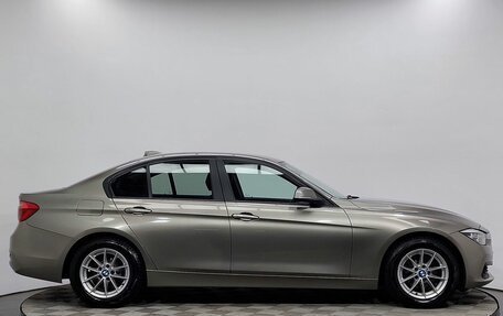 BMW 3 серия, 2017 год, 2 200 000 рублей, 3 фотография